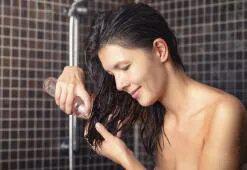 Vlasové olejování - objevte výhody asijské péče o vlasy
